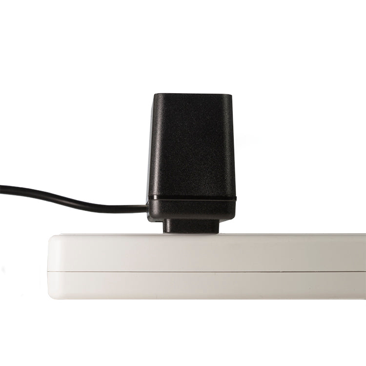 Power-All ECO-Dapter 3000mA 9vdc Power Supply for Guitar Effect Pedals plugged into one spot on a power strip